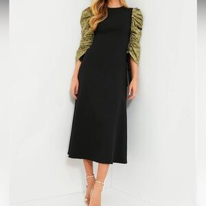 HYACINTH HOUSE

Black Juliet Maxi Dress with Green Printed Sleeves